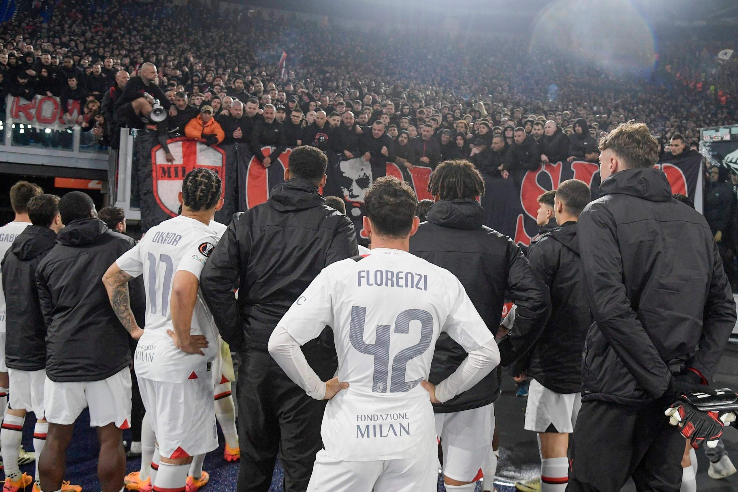 Piłkarze Milanu „wezwani pod płot”