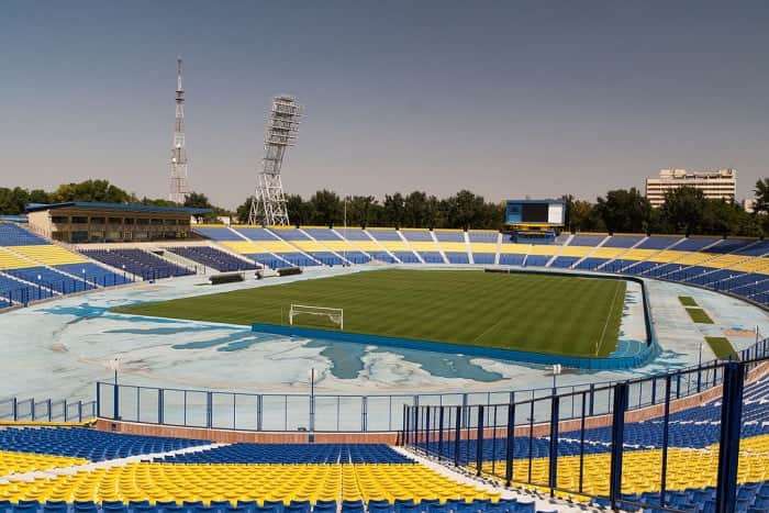 1024px-Pakhtakor_Markaziy_Stadium