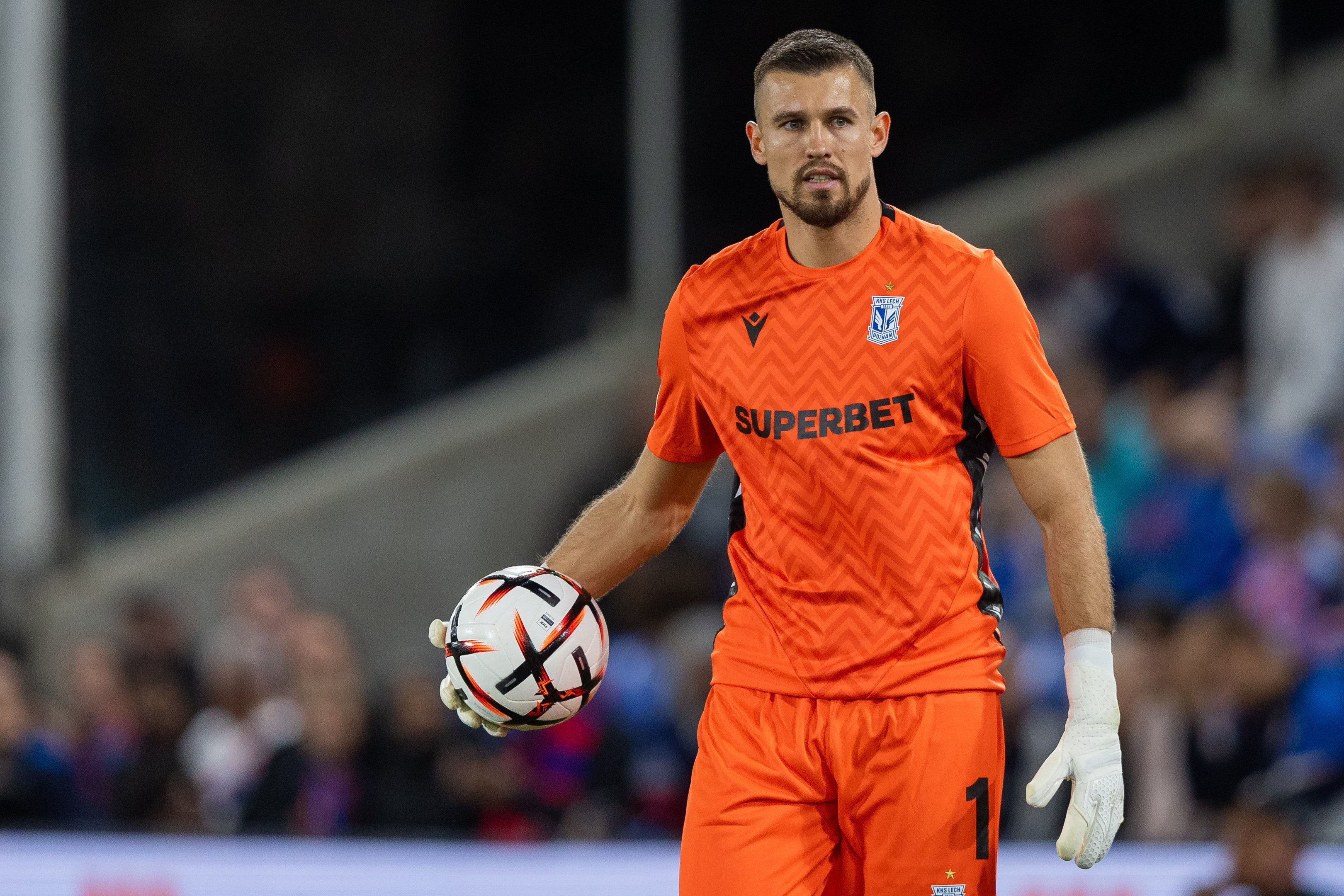 Mateusz Lis przed meczem z Bayerem: Unikać błędów, nie pomagać rywalom