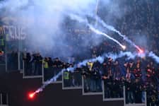 Fani Lazio skandują pieśni faszystowskie w Monachium [WIDEO]