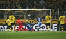 Borussia z awansem po męczarniach, Kosecki i Łukasik popatrzyli, jak gra Schalke. I to z wysokości murawy