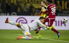 Apatyczna Borussia szczęśliwie wygrywa, a Aubameyang odskakuje „Lewemu”