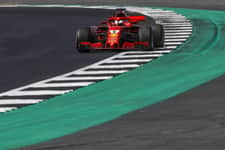 Seria Hamiltona przerwana, Vettel wygrywa na Silverstone
