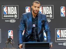 Historia o tym, jak jeden francuski dryblas zablokował NBA