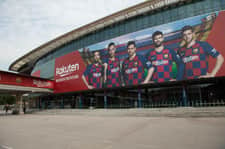 Camp Nou pierwszy raz zmieni nazwę. Dochód? Na walkę z koronawirusem