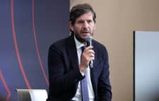 Dyrektor Barcelony dementuje: „Nie było rozmów z agentem Lewandowskiego”