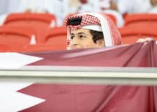 Katarski brat patrzy