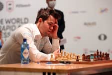 Magnus Carlsen rezygnuje z obrony tytułu mistrza świata