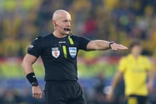 Haditaghi pochwalił i&nbsp;proszę. Marciniak poprowadzi prestiżowy mecz