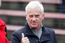 Michał Listkiewicz poszedł na&nbsp;samotną krucjatę. Może pora wracać?