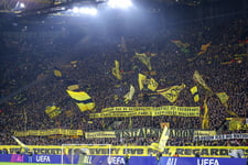 Ciekawy eksperyment BVB. Kibice zachęcani do&nbsp;odłożenia telefonów