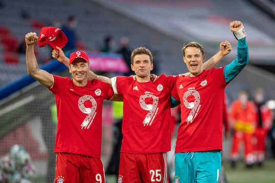 Niekończąca się opowieść – Bayern nie opuszcza tronu