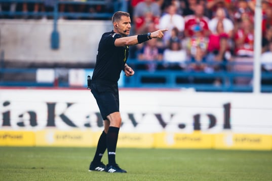 Polski sędzia obsadzony na&nbsp;mecz Ligi Mistrzów