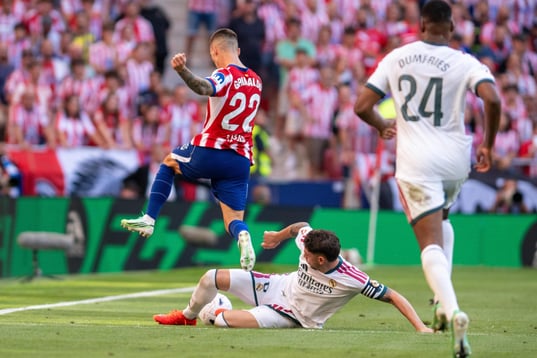 Atletico ze&nbsp;szpilką w&nbsp;Real Madryt. „Cudowne ozdrowienie”