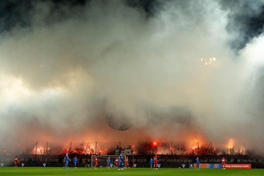 Droga zabawa. Widzew Łódź ukarany za&nbsp;pirotechnikę